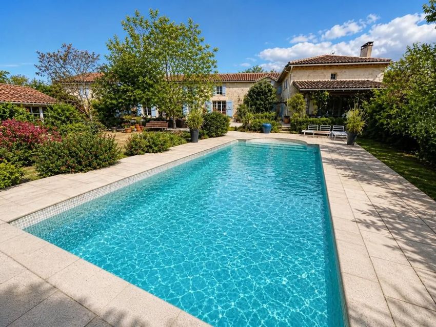 Image Piscine à  propriété agricole de Condom