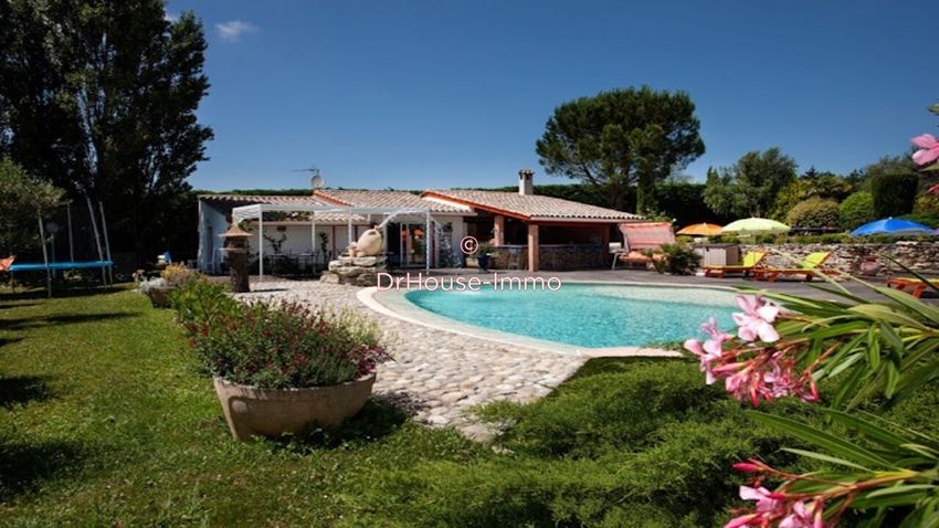 Image Piscine à  villa de Issel