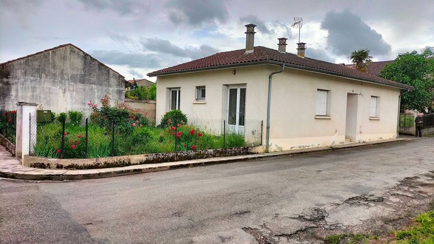Image Façade à  maison individuelle de Fleurance