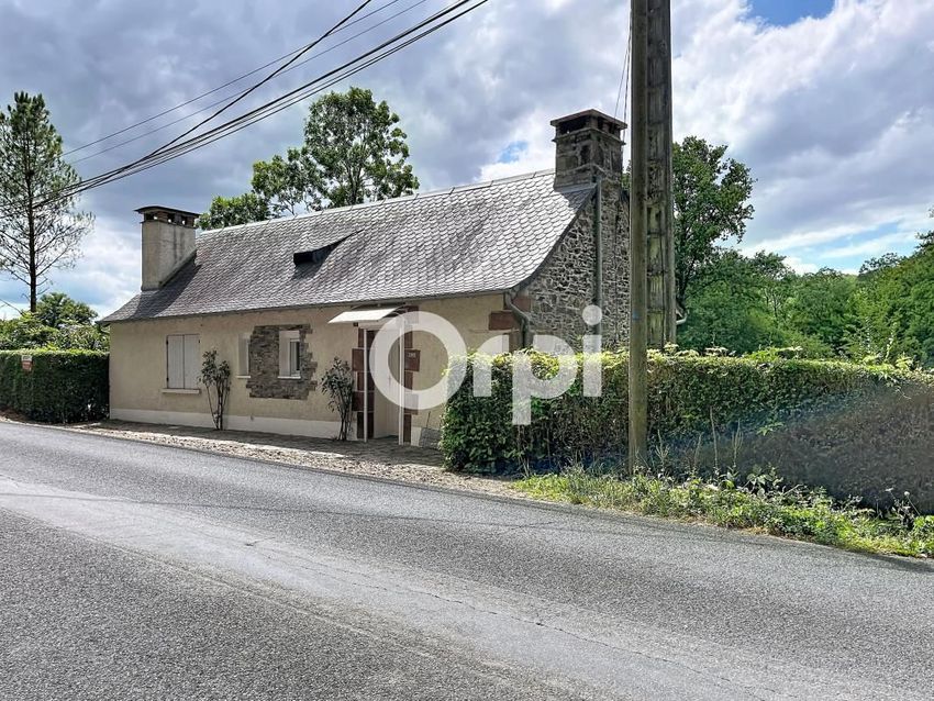Image Façade à  maison individuelle de Albignac