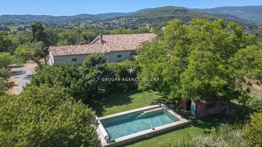 Image Piscine à  villa de Draguignan
