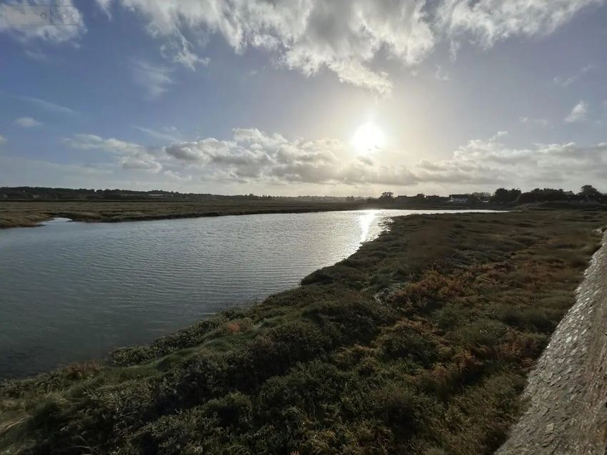 Image Vue à terrain de Langueux