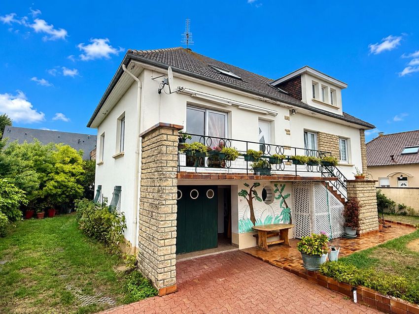 Image Façade à  maison individuelle de Ouistreham