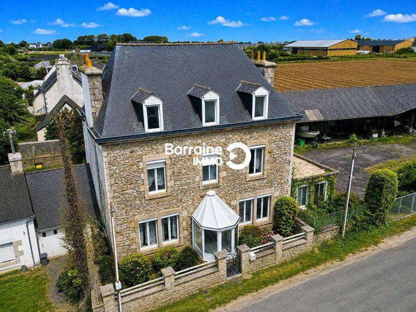 Image Façade à  maison mitoyenne de Plouénan