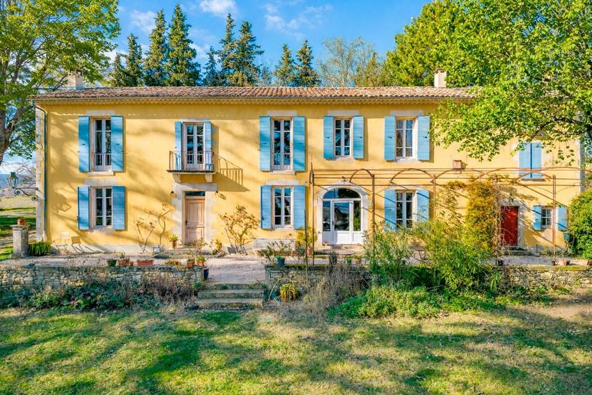 Image Façade à  propriété agricole de Forcalquier