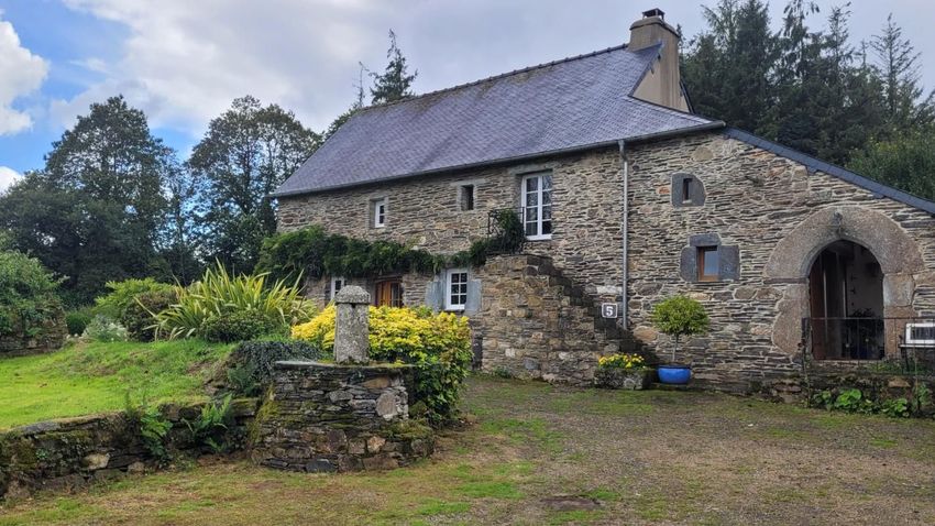 Image Façade à  propriété agricole de Saint-Mayeux