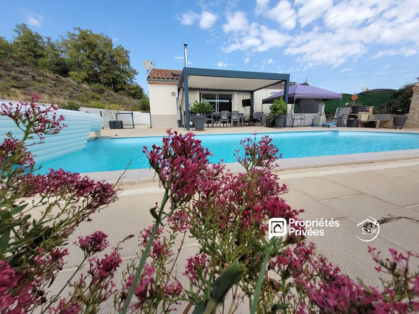 Image Piscine à  maison individuelle de Lagorce