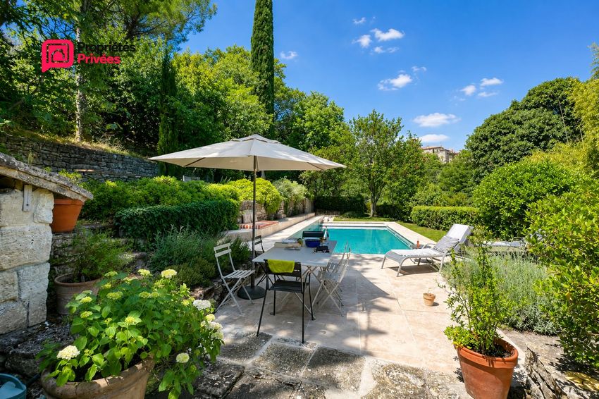 Image Piscine à terrain de Uzès