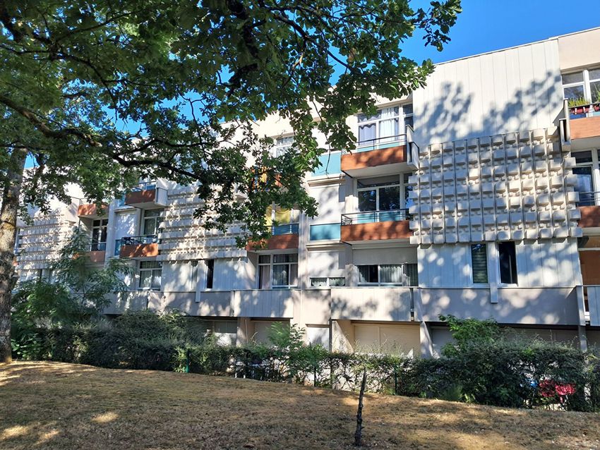 Image Façade à appartement de Orléans