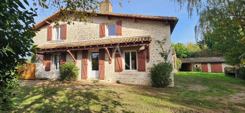 Image Façade à  maison individuelle de Valence-en-Poitou