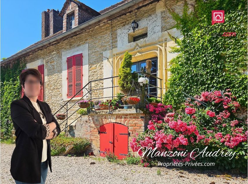 Image Façade à  manoir de Vanlay