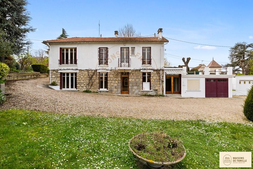 Image Façade à  maison individuelle de Bougival