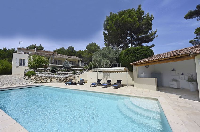 Image Piscine à  maison individuelle de Saumane-de-Vaucluse