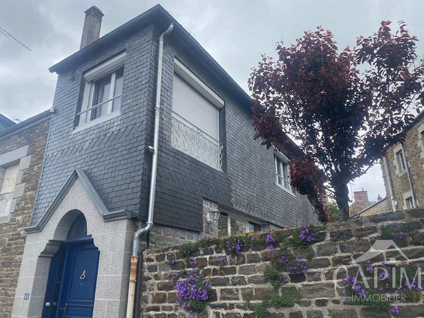 Image Façade à  maison mitoyenne de Fougères