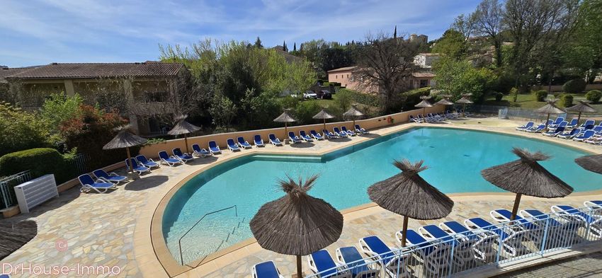 Image Piscine à appartement de Gréoux-les-Bains
