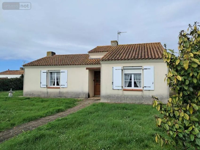 Image Façade à  maison individuelle de Bouin