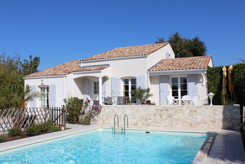 Image Piscine à  maison individuelle de Breuillet