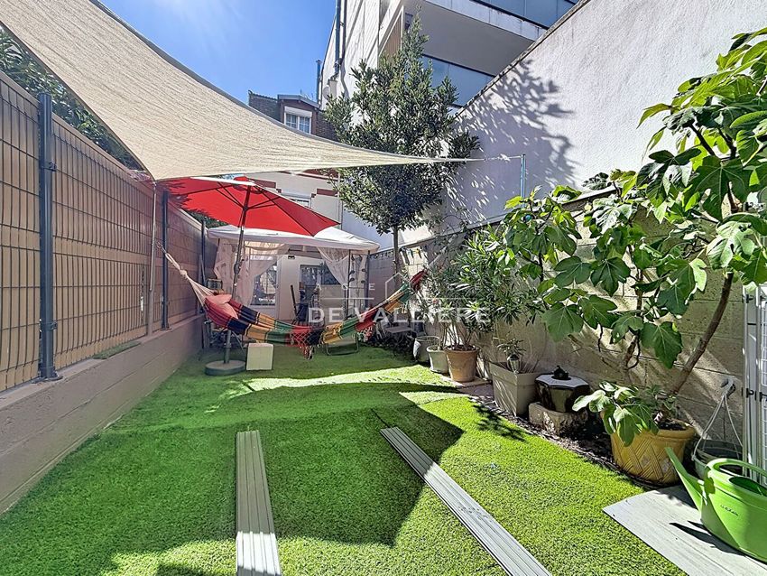 Image Façade à  maison mitoyenne de Nanterre