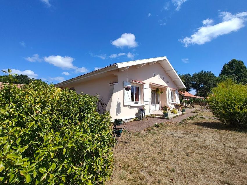 Image Façade à  maison individuelle de Azur