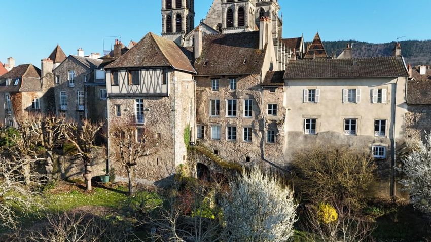 Image de  propriété agricole à Autun