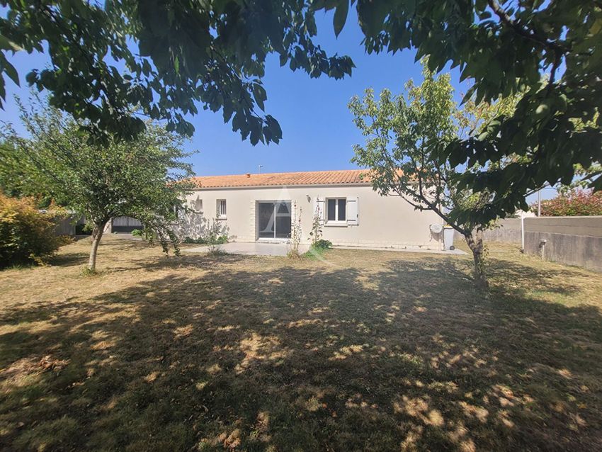 Image Façade à  maison individuelle de Charron