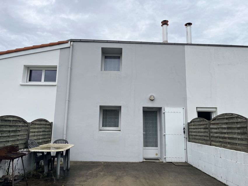 Image Façade à  maison individuelle de Monnières
