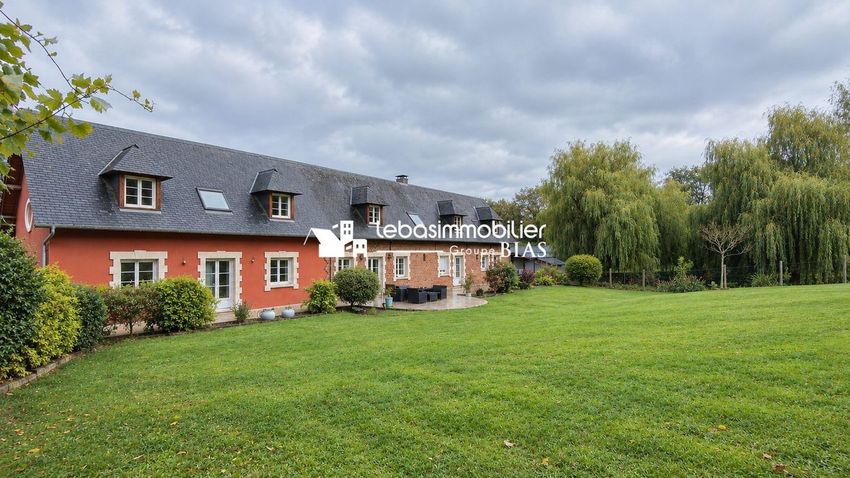 Image Façade à  maison individuelle de Saint-Vaast-Dieppedalle