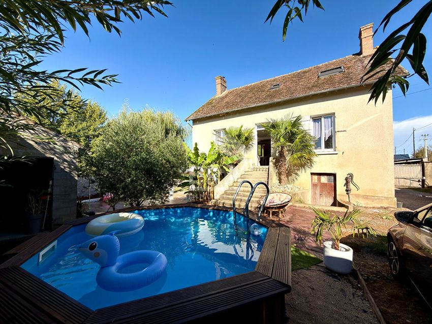 Image Piscine à  maison individuelle de Nonville