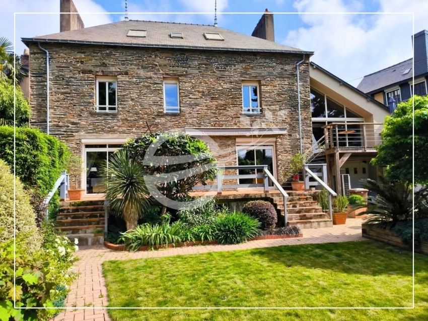 Image Façade à  propriété agricole de Guémené-Penfao