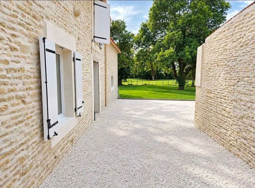 Image Façade à  maison individuelle de Amuré