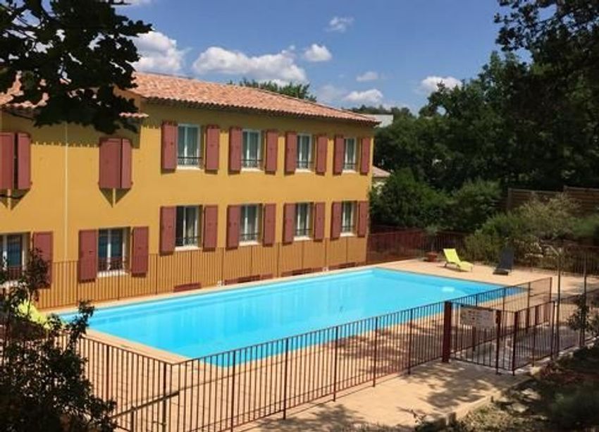 Image Piscine à appartement de Saint-Paul-lès-Durance