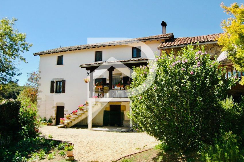 Image Façade à  maison individuelle de Lauresses