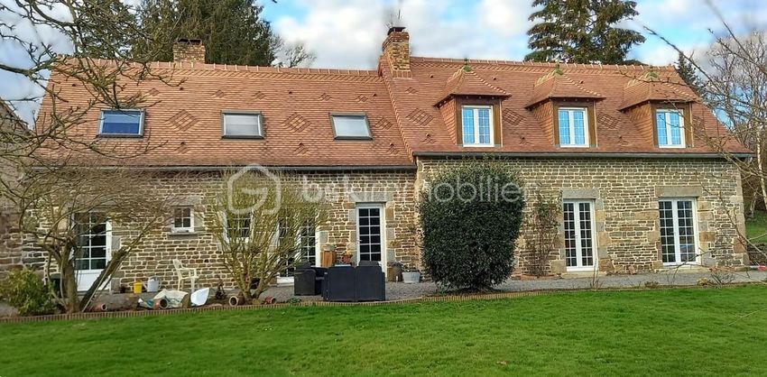 Image Façade à  maison individuelle de Caligny