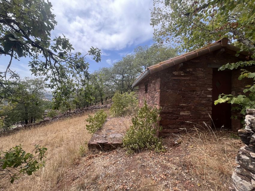 Image de terrain à Les Costes-Gozon