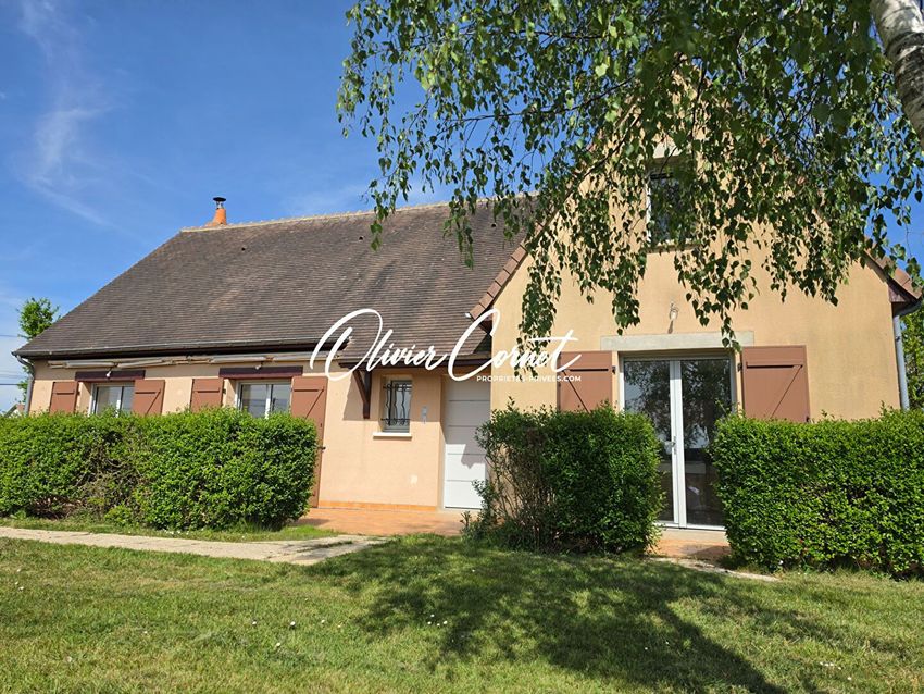 Image Façade à  maison individuelle de Saint-Hilaire-sur-Erre