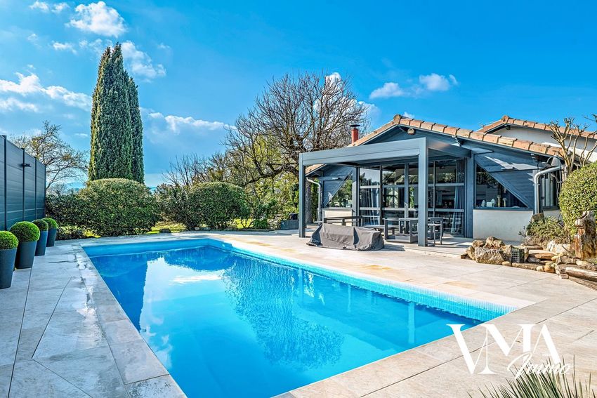 Image Piscine à  maison individuelle de Fareins