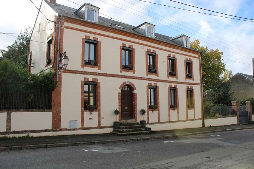 Image Vue à  maison de maître de L'Aigle