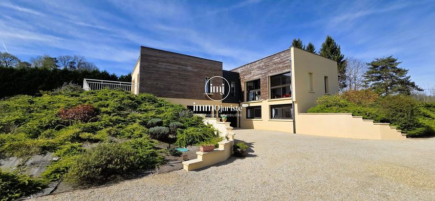 Image Façade à  maison individuelle de Eygurande