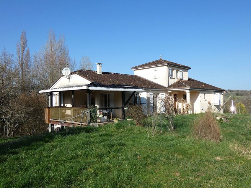 Image Façade à  maison individuelle de Hautefort