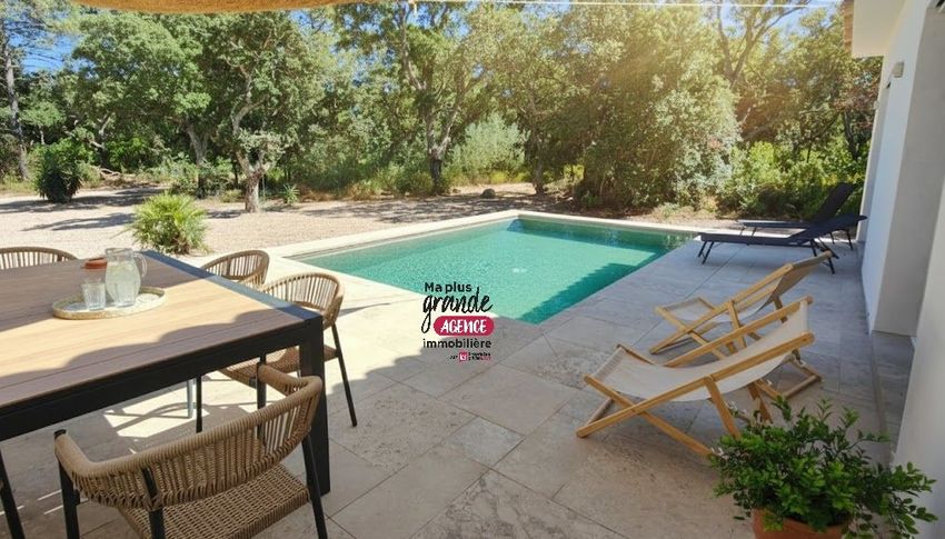 Image Piscine à  maison individuelle de Lecci
