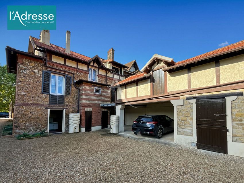 Image Façade à  maison mitoyenne de Meulan-en-Yvelines
