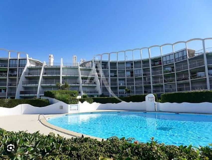 Image Piscine à appartement de La Grande-Motte