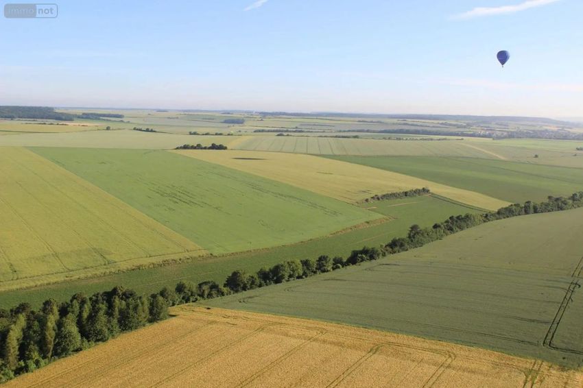 Image Vue à terrain de Moulins-sur-Céphons
