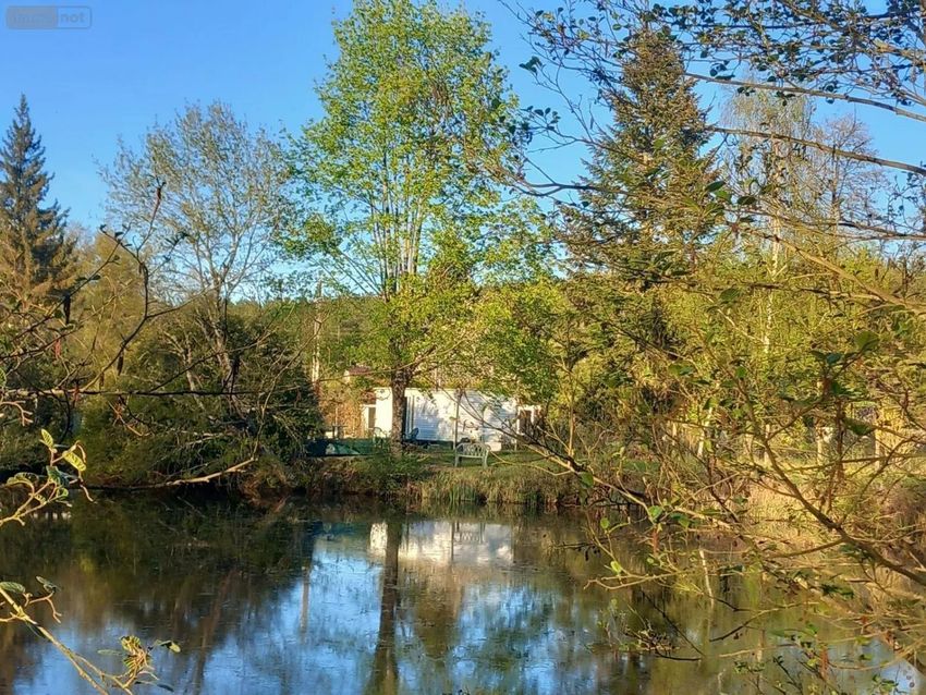Image Vue à terrain de Luzillé