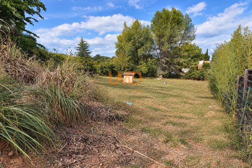 Image de terrain à Brue-Auriac