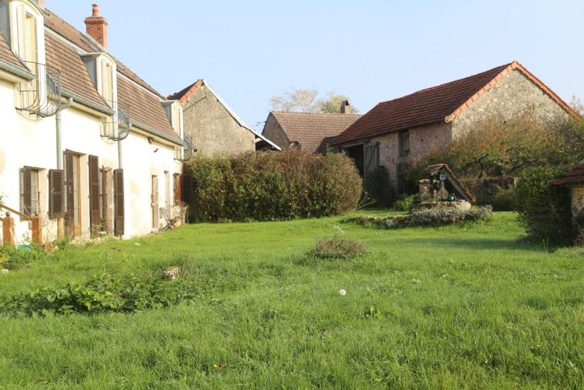 Image Façade à  maison individuelle de Luzy