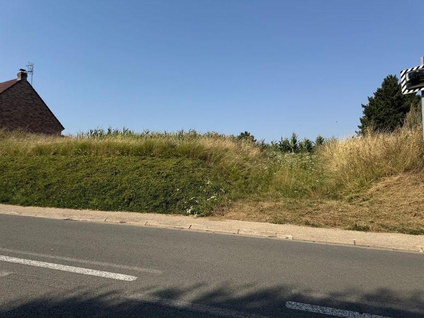 Image Vue à terrain de Awoingt