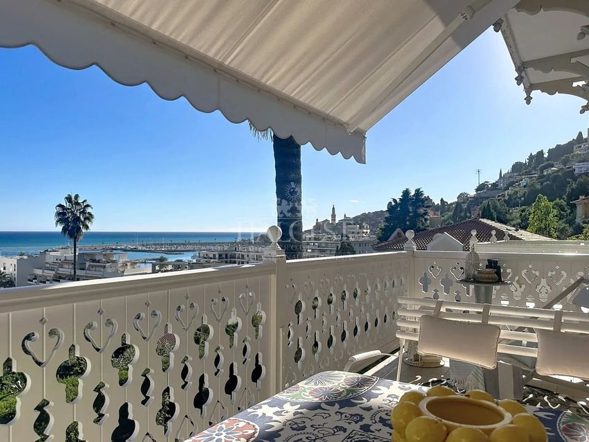 Image Terrasse à appartement de Menton