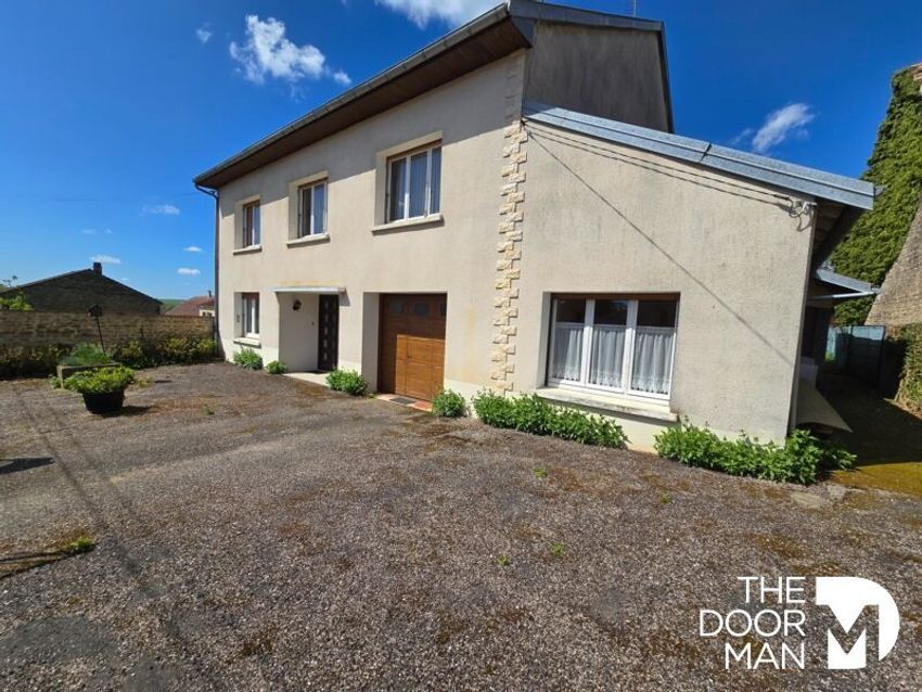 Image Façade à  propriété agricole de 7 Rue des Tilleuls