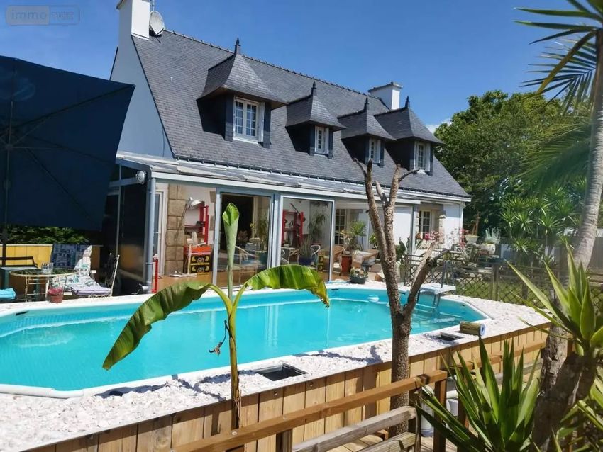 Image Piscine à  maison individuelle de Le Hézo